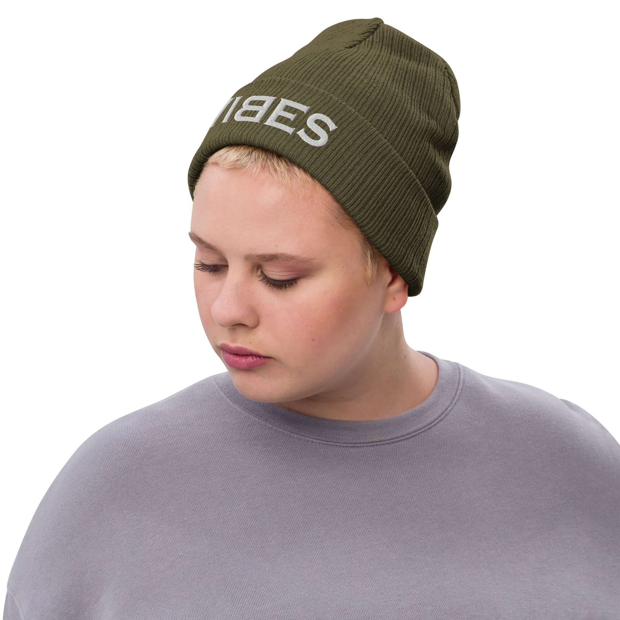 VIBES Knitted Hat (Green/Grey)