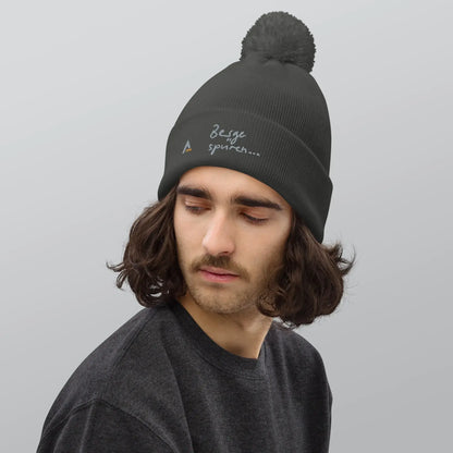 AAA Bommel-Beanie (Schwarz)