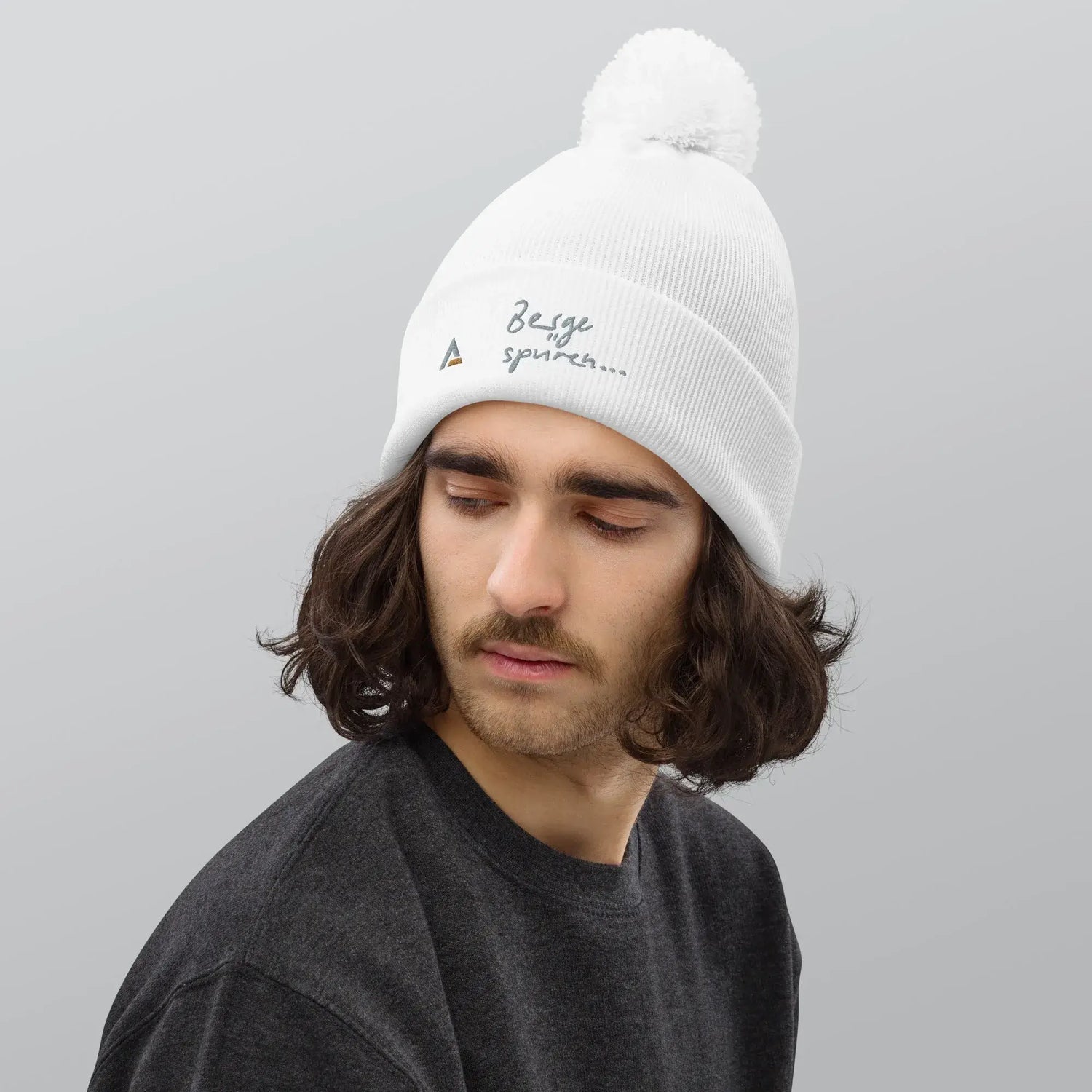 AAA Bommel-Beanie (Weiß)