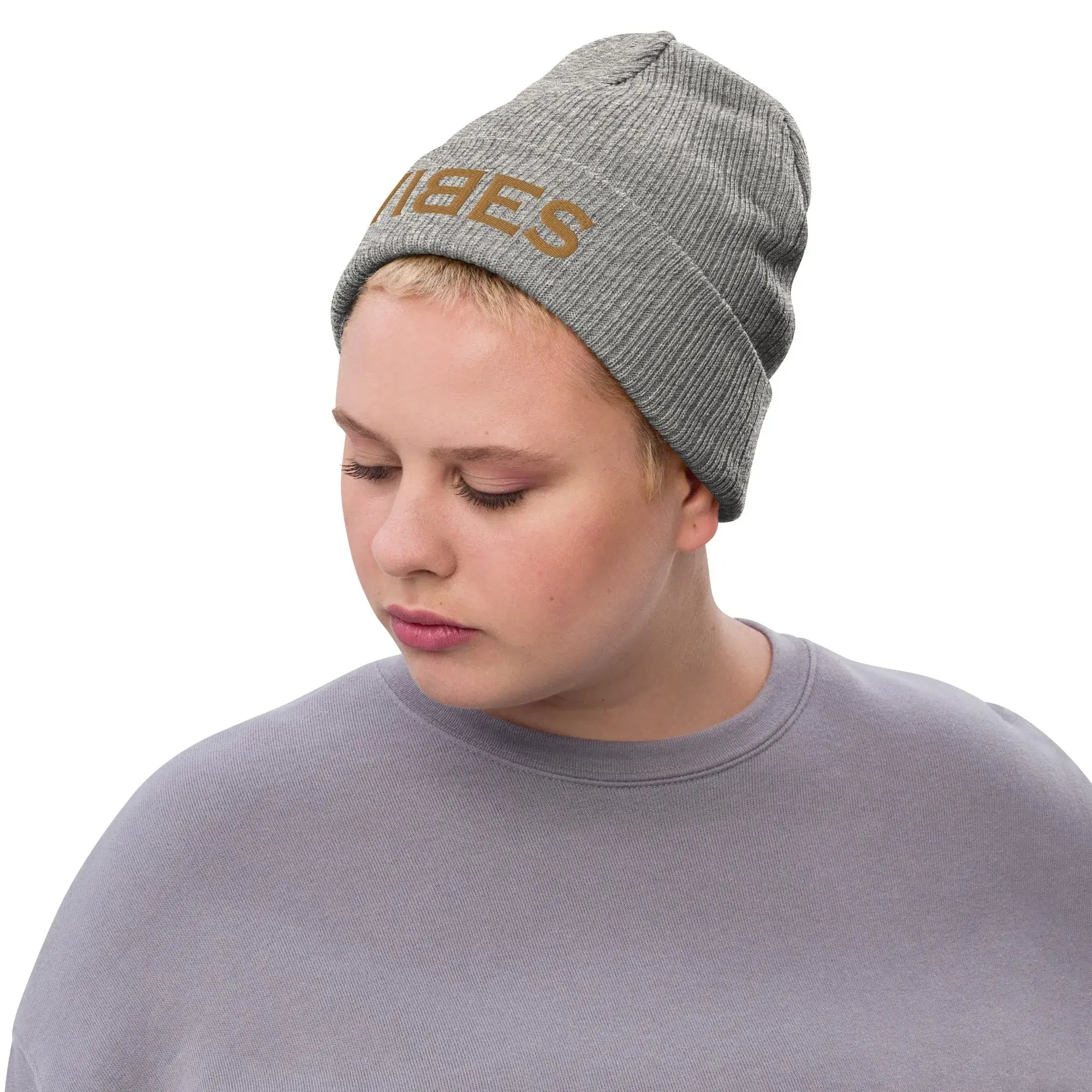 VIBES Knitted Hat (Grey/Gold)